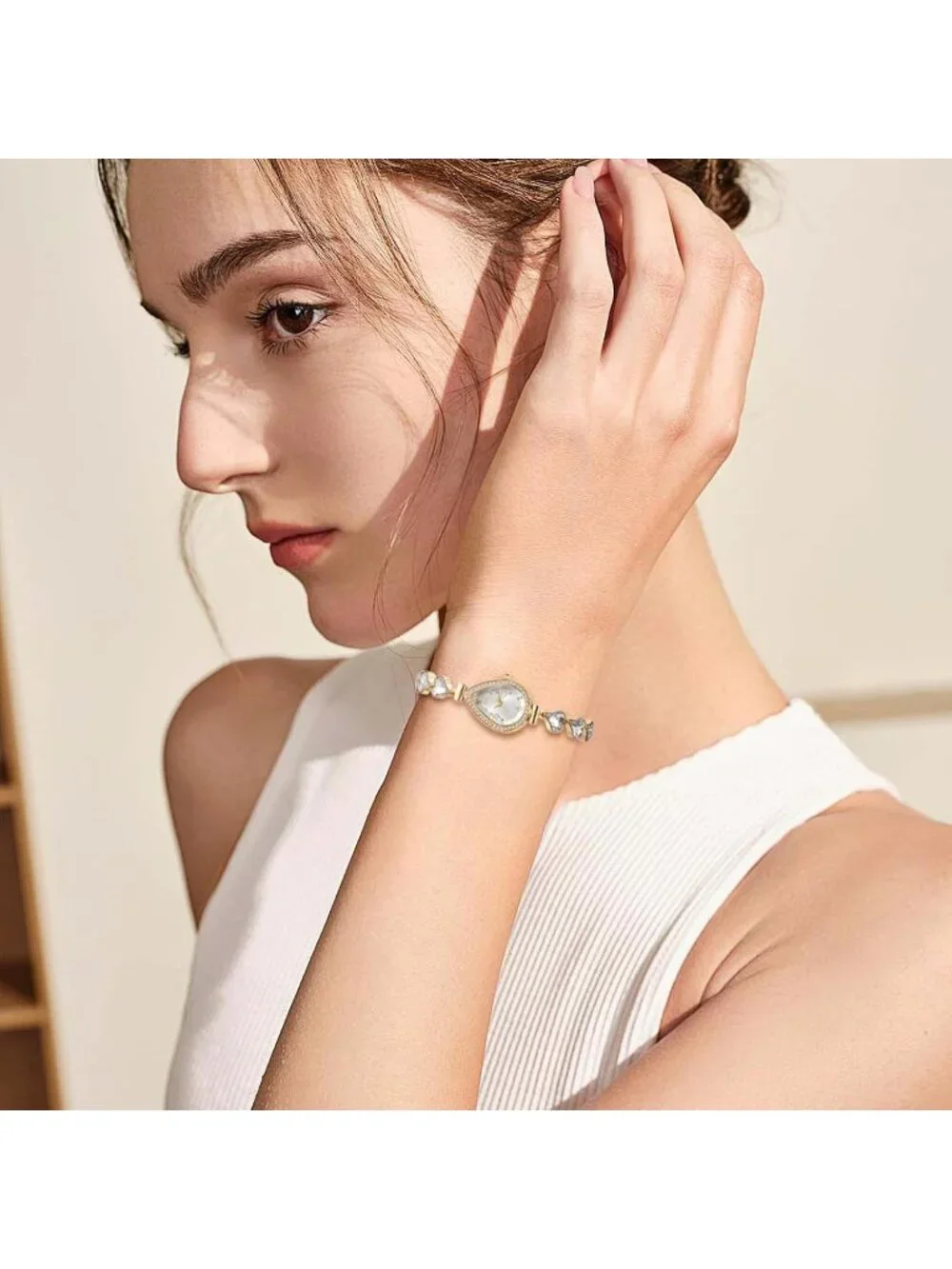 Women's White Crystal Teardrop Rhinestone Dial Ultra-Thin Metal Wrist Watch